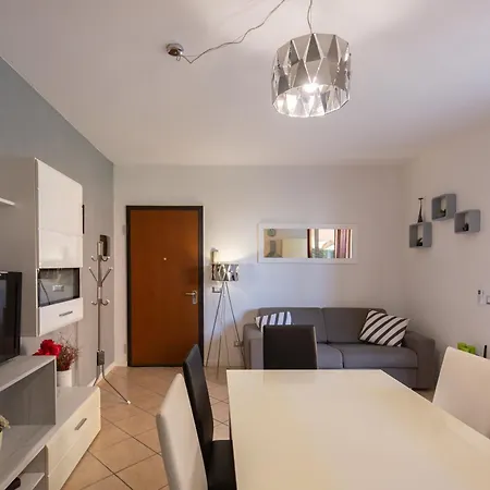 Apartment Prestige Garda - Ai Tigli Cavalcaselle